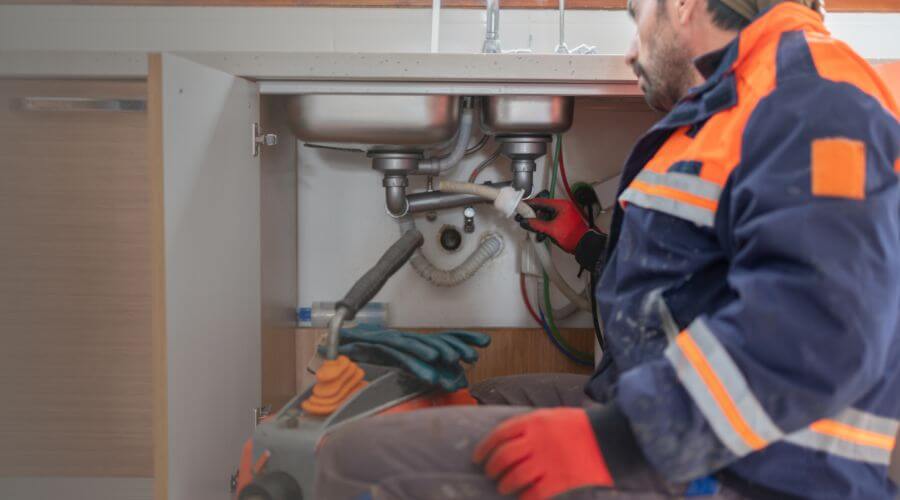 Professional slab leak plumber services in Cave City, AR